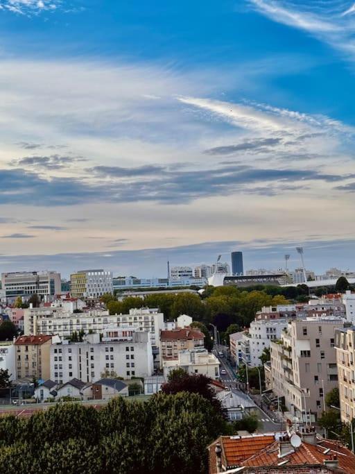Appartement Vue Tour Eiffel Ligne 14 A Cote De Paris 장티이 외부 사진