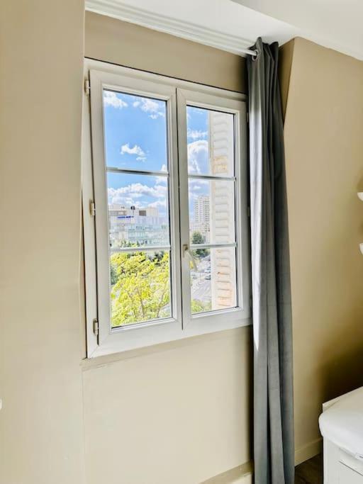 Appartement Vue Tour Eiffel Ligne 14 A Cote De Paris 장티이 외부 사진